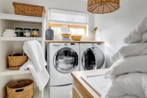 Laver couette en duvet : guide pratique et conseils